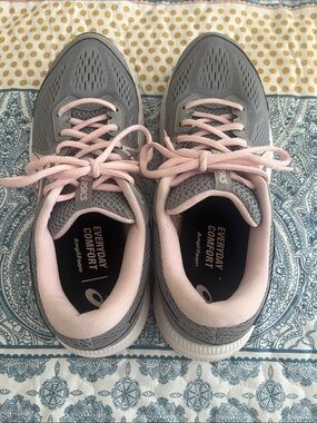 Asics Women's Gray and Pink Everyday Running Sneakers